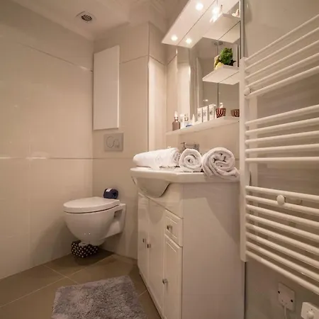 Appartement Carré D'or De à 5' à Pied De La Plage Nice