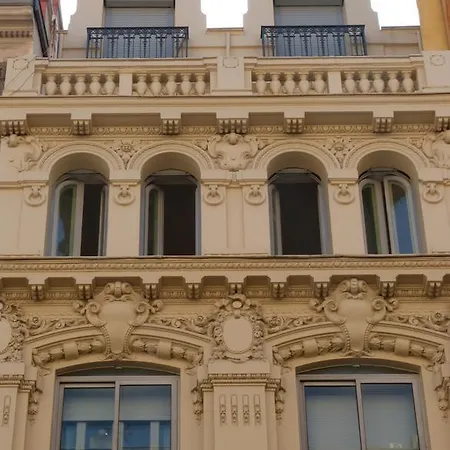 Apartment Carre D'or De A 5' A Pied De La Plage Nice
